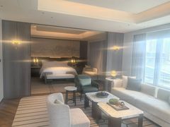 -深圳星河丽思卡尔顿酒店