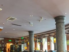 -八府香鸭·啫啫煲(华山路店)