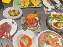 -雍容荟活波龙自助餐(IFS黑金店)