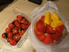 小番茄夾西梅-老炳·七丛松甘草水果