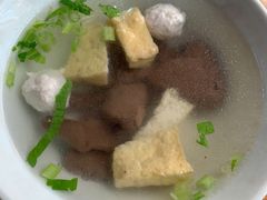 豆干鸭血汤-松树干拌面店