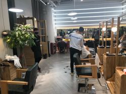 点击看大图 -苏豪路易士·嘉玛发廊