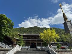 -冕宁灵山寺