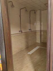 -威思丽高温瑜伽会馆