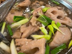 猪弯骨藕汤-小民大排档(光谷店)