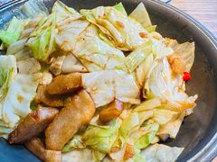 脱脂肉炒卷心菜-幸福里时光餐吧