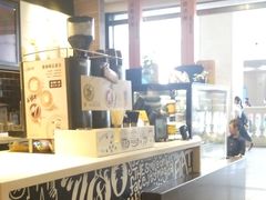 -麦当劳(汉口火车站候车室店)
