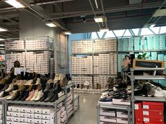 -上品折扣(回龙观店)