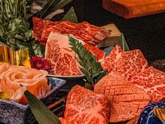 -铭牛烧肉·和牛海鲜自助(高新月牙湖店)