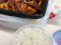 -辣尚瘾·烤鱼·新川菜(交大直营店)