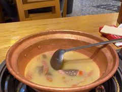 -阿婆情腊排骨火锅(金虹路店)