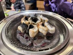-围炉肉舍•炭烤活鳗•丹东海鲜烤肉(步行街店)
