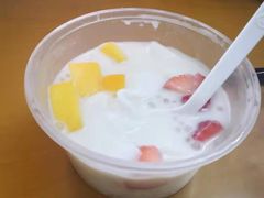 芒果士多啤梨捞河粉-甜心妈妈·榴莲星级糖水(北京路总店)