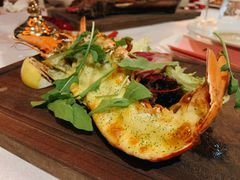 芝士焗波士顿龙虾配有机蔬菜-YUE·6·西式融合餐厅(外滩六号店)