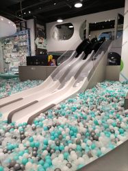 -MINI MARS KIDS CLUB亲子家庭中心(长宁天山店)