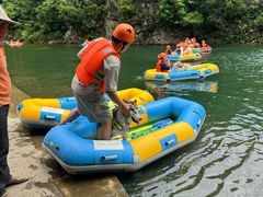 -安吉龙王山峡谷漂流