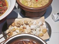 -阿瓦山寨·湘菜现炒·剁椒鱼头王(咸阳总店)