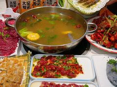 -乡土黄·鲜牛肉火锅·小龙虾(兴业街店)