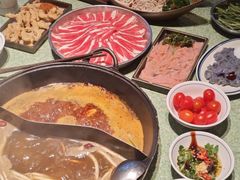 -憨铁匠老火锅(龙岗万科里店)