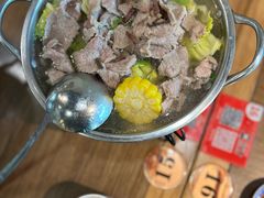 -肖四女乐山跷脚牛肉(世博源店)