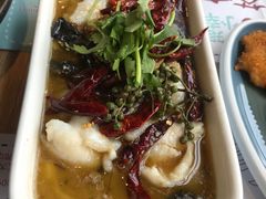 新派老坛酸菜鱼-一笼小幸运