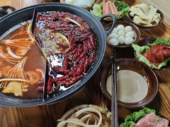 -乖嬢嬢重庆老火锅(南联店)