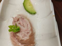 -隆江大酒店(雯婕商务楼店)