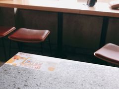 靠窗位-麦当劳(新王府井店)