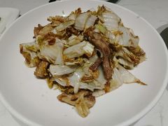 拆骨肉炒白菜-北李妈妈菜·海肠捞饭(高新万达店)