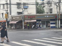 -晶牌烤鸭(延吉东路557弄小区店)