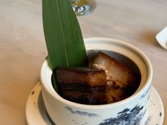 东坡肉-菲乐餐厅(三十年经营·湖滨路店)