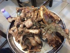 -肖肖酸萝卜鱼火锅(总店)