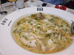 -渔语鱼酸菜鱼新川菜(来福士店)