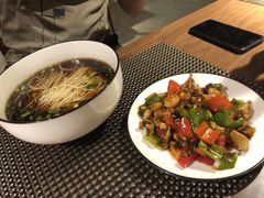 酱爆牛蛙面-十面春风·江南面馆(崇宁路店)