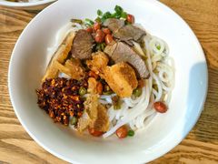 -牛八宝桂林米粉(八里庄店)