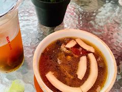 椰子炖乌鸡-小粤楼·怀旧粤菜(万辉国际广场店)