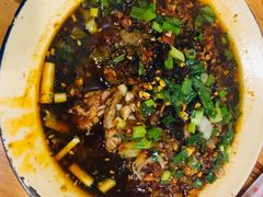 -拈签一笑黄牛肉辣卤串串