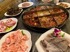 -仁虎老火锅(黄泥磅店)