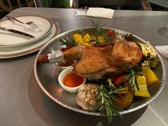 -Mogul Eatery·大亨餐酒馆