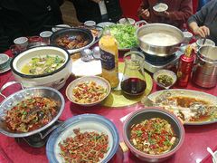 -萬家灯火·私房湘菜·22年老手艺(南岭大道店)