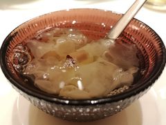 银耳莲子羹-一澜江宴·江景地标楚菜(江滩公园店)