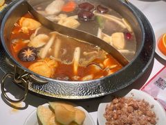 -左庭右院鲜牛肉火锅(南通CBD大有境店)