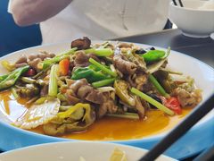 -谢师酒家