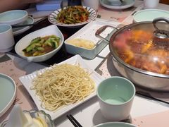 -黄记煌三汁焖锅(新佳丽江汉路店)