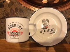 餐具摆设-沪小二炭火蛙锅(淮海中路美食不夜城店)