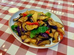 地三鲜-老道里东北春饼店(红棉路店)