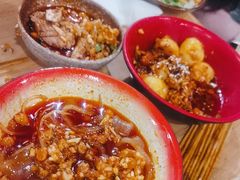 -拐枣巷小串串(财大店)