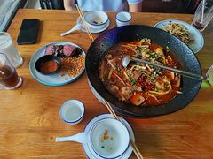 -茅台镇网红溶洞餐厅·茅帮菜馆