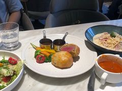 -芳草地西式融合餐厅(回龙窝店)