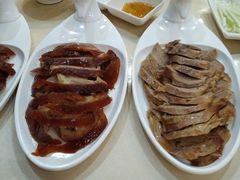 -大鸭梨烤鸭店(金顶街店)